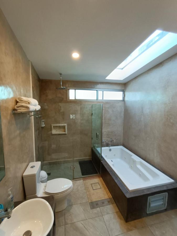 Casa Hector, Con Jacuzzi, Cerca Del Foro Gnp. Villa Mérida Eksteriør billede