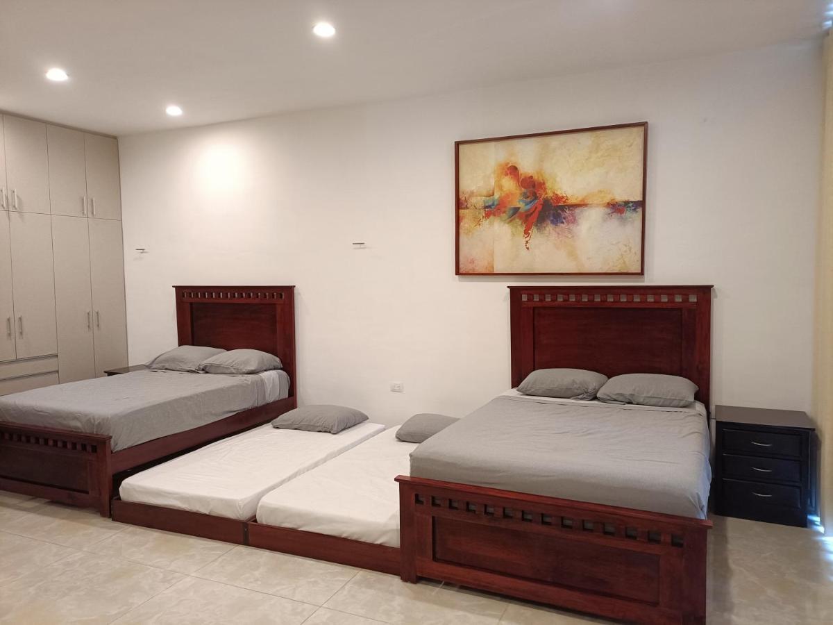 Casa Hector, Con Jacuzzi, Cerca Del Foro Gnp. Villa Mérida Eksteriør billede